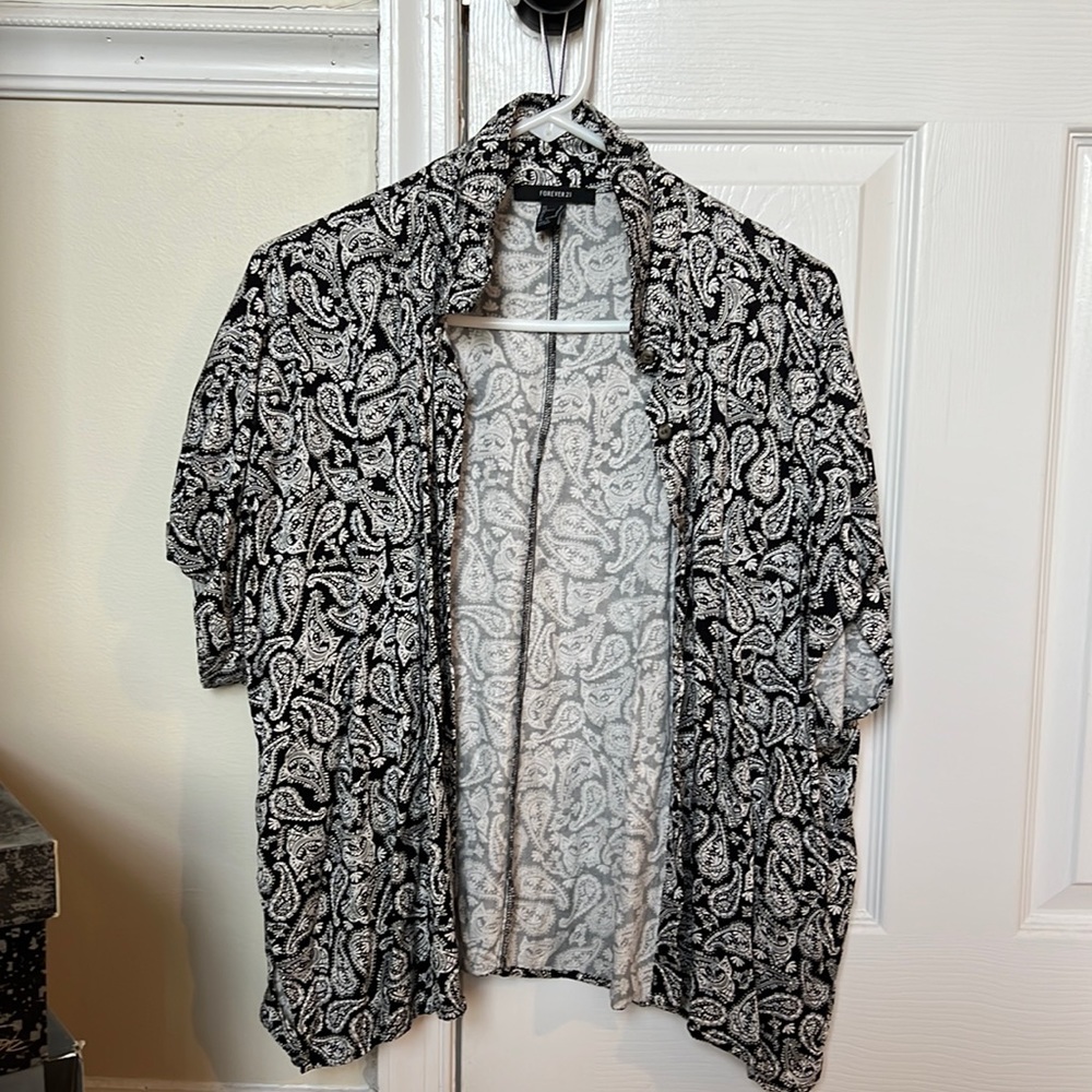 Mens button down collard shirt